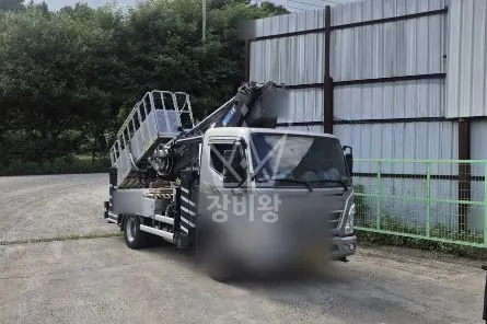 충남 예산군 스카이차 외벽물청소 반나절